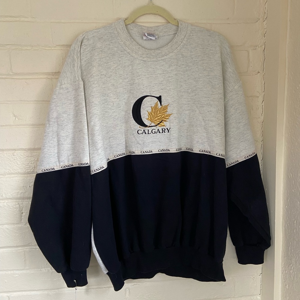 Vintage 90’s Crewneck Calgary Canada